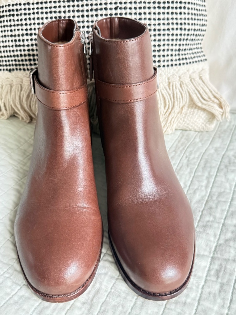 NIB Lauren Ralph Lauren Brooke Leather Ankle Boots Women's Size 8